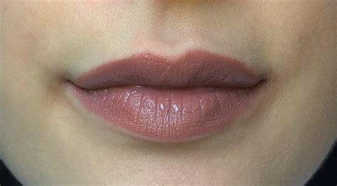 MAC Nude Lipsticks Velvet Teddy Kinda Sexy Mehr Spirit REVIEW