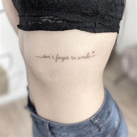 Ideias De Tatuagem De Frase Na Costela Que S O Delicadas E Discretas