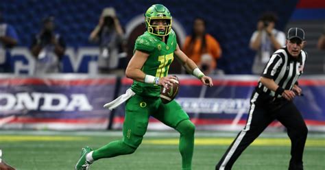 Watch Bo Nix Discusses Oregon Offense On3