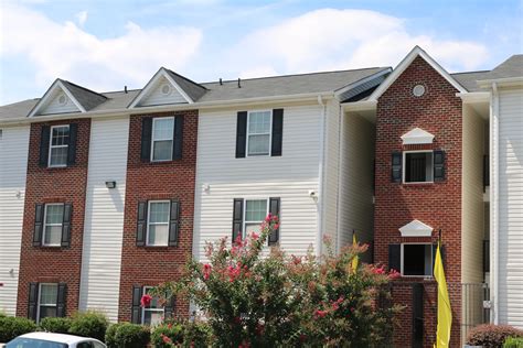 Campus East Lease By The Bed 203 Holt Ave Greensboro Nc