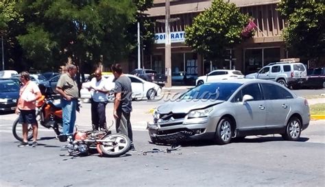 Motociclista Con Heridas Leves Ecos Diarios Necochea