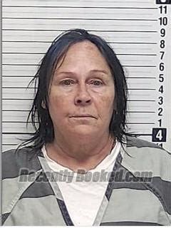 Recent Booking Mugshot For Kimberly Ann Bratton In Bay County Florida