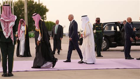 Bidens Visit To Saudi Arabia Draws Criticism And Modest Accords The New York Times