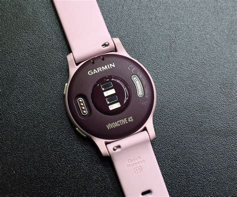 Rate Your Breathing Exercises with the Garmin vívoactive 4 and 4S