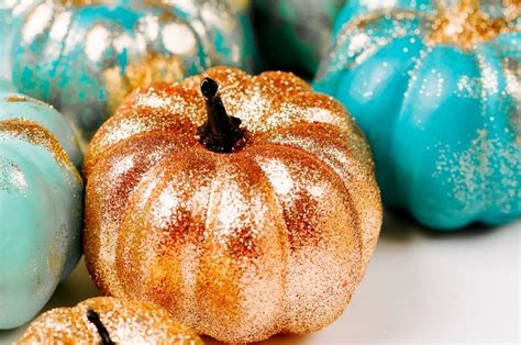 DIY Glitter Pumpkins | The perfect addition to your Fall home decor