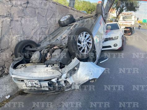 Registran volcadura y choque múltiple sobre bulevar metropolitano NTR