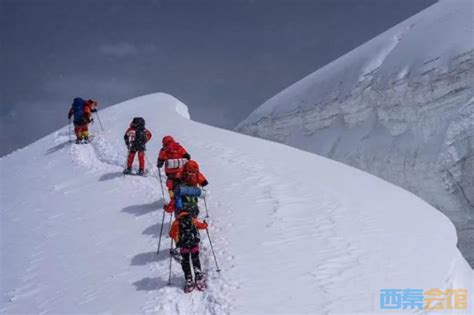 26岁中国男子在珠峰地区死亡，疑为独自徒步旅行归来途中高反