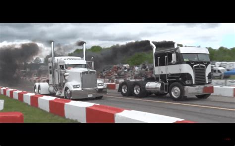 Video Semi Trucks Drag Racing Great Lakes Big Rig Challenge Torquetube