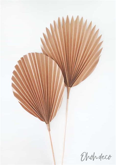 Diy Paper Palm Leaf Ohoh Deco In 2021 Leaf Template Paper Flower