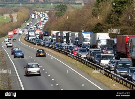 Queuing vehicles A34 road Hampshire England Stock Photo - Alamy