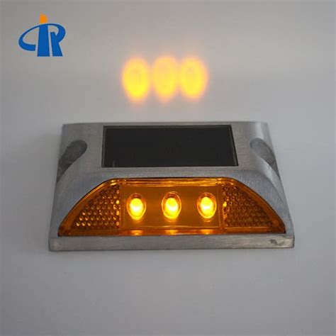 Bidirectional Reflective Road Stud For Pedestrian Crossing Ruichen Road