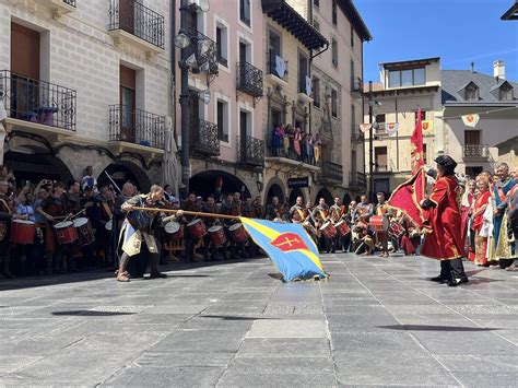 Im Genes De La Celebraci N Del Primer Viernes De Mayo En Jaca