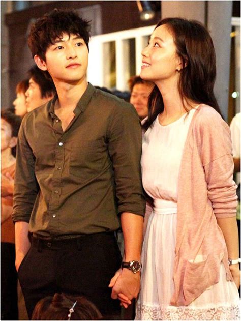 Moon Chae Won And Song Joong Ki Wallpaper