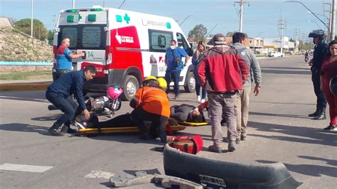 Dos Mujeres Hospitalizadas Tras Chocar Contra Un Auto Nueva Rioja