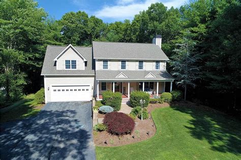 2298 Victory Hwy, Coventry, RI 02816 | Zillow