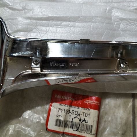 Genuine Front Grill L Honda Accord Sdj T Thailand