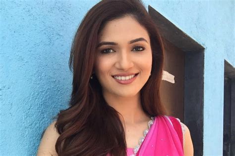 Get India Tv Actress Biography And Hd Images Ridhima Pandit Wallpapers
