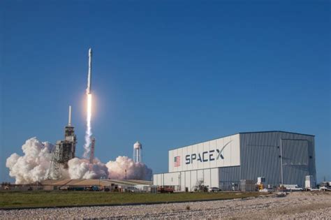 Spacex Successfully Re Launches An Orbital Falcon 9 Rocket For The