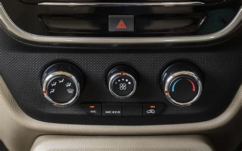 Compare Tata Nexon Vs Mahindra Bolero Neo Vs Tata Curvv Ev