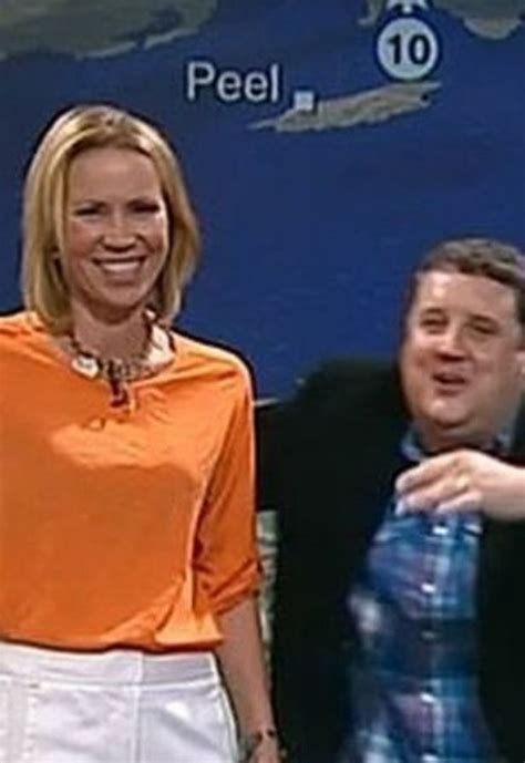 10 Hot Sexy Dianne Oxberry Bikini Pics