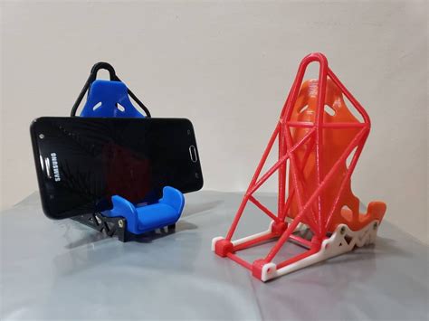 3d File Racing Car Seat Phone Stand With Roll Cage Soporte De Teléfono Racing・3d Printing