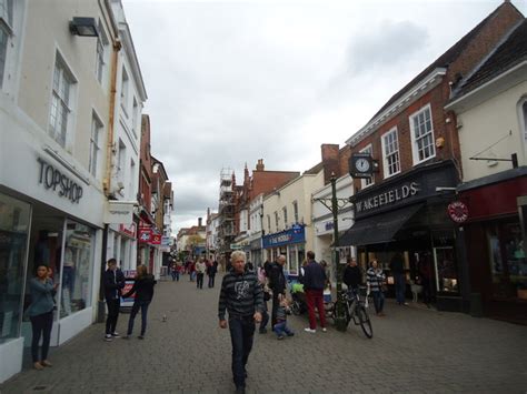 West Street Horsham © Stacey Harris Cc By Sa20 Geograph Britain