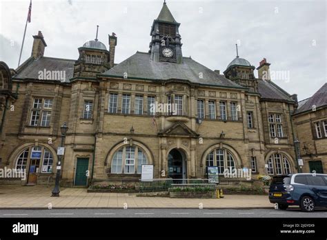 Ilkley Town Hall Hi Res Stock Photography And Images Alamy