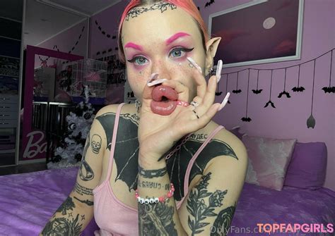 Nasty Bimbo Nude Onlyfans Leaked Photo Topfapgirls