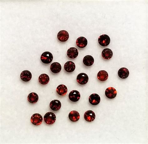 Garnet Round 2mm 24pcs Gold Crown Jewelry