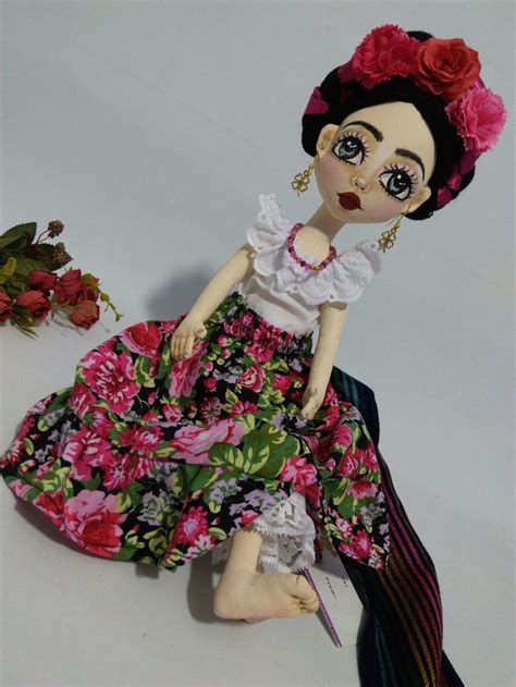 Mu Eca Realizada En Algod N Y Pintura Textil Inspirada En Frida Kahlo