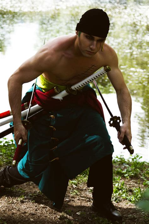 Roronoa Zoro Cosplay by HyTeZ Cosplay by iHyTeZ on DeviantArt