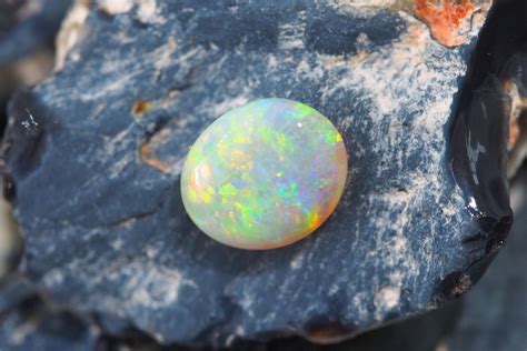 Australian Opal | Black Opal | Boulder Opal — The Opal Centre