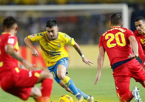 Las Palmas Faz Dever De Casa E Bate O Getafe Pelo Espanhol