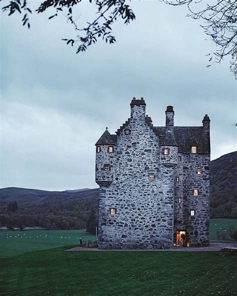 10 Scottish Castles Straight Out Of A Fairytale Artofit