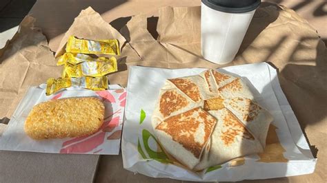 Taco Bell Just Launched A Breakfast Deal That Checks All The Boxes