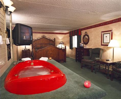 Motel 6 - Downtown Gatlinburg Tennessee Hotels > Guest Rooms