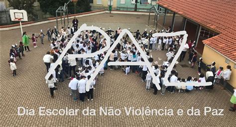 Dia da Nao Violência e Paz nas Escolas