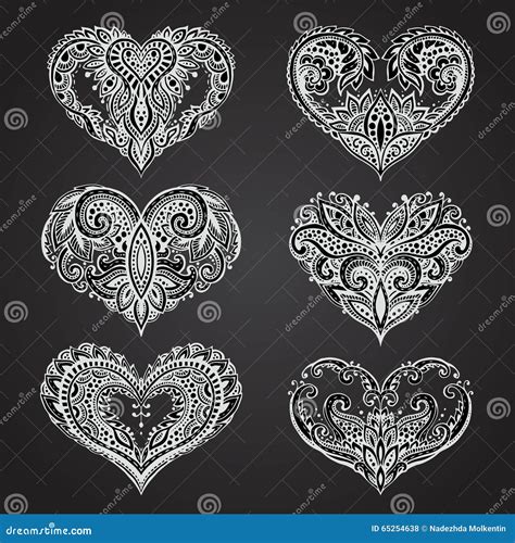 Sistema De Corazones Dibujados Mano Hermosa En Estilo Del Zentangle