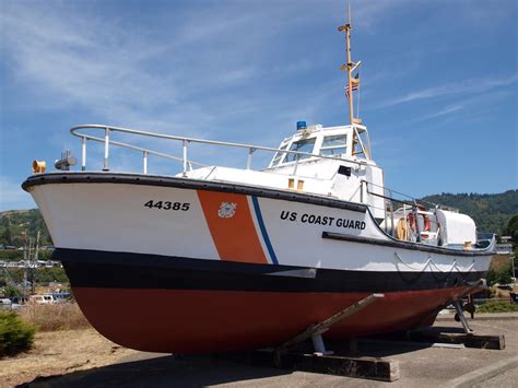 Ex Uscg 44ft Motor Lifeboat 44385 On Display At Harbor Ore Flickr