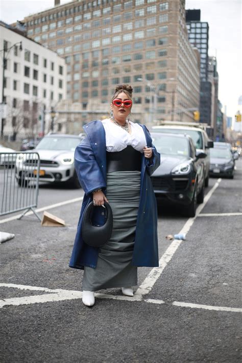 The Best Plus Size Street Style Outfits At New York Fashion Week