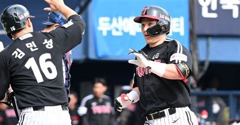 사진 박동원 멀티 홈런으로 홈런 1위 등극 조선비즈