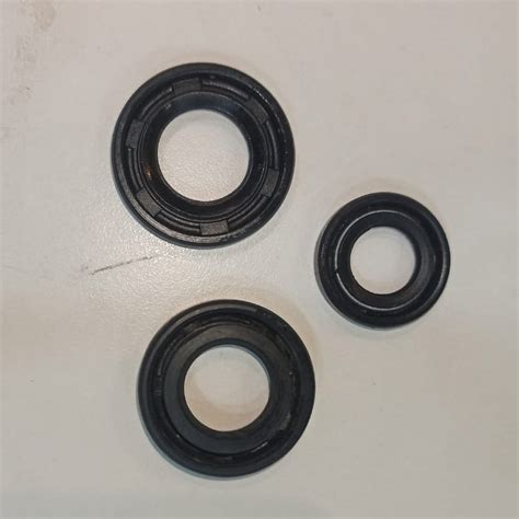 Oil Seal Kit For TVS Apache RTR 160 180 2v Models Set Of