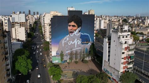 El mural más grande del mundo en honor a Maradona Mejor Informado