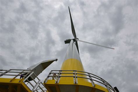 Kentish Flats Wind Farm Extension Continues Off The Coast Of Whitstable