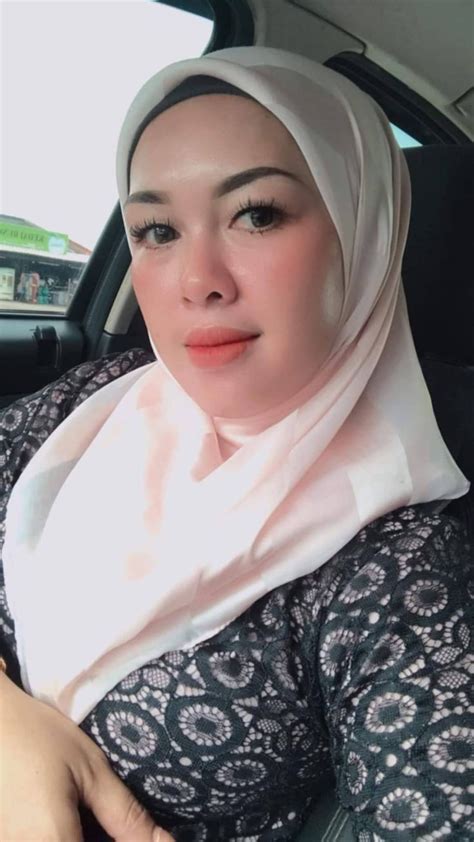 Pin Oleh Fat Cat Di Barang Untuk Dibeli Gaya Hijab Orang Cantik