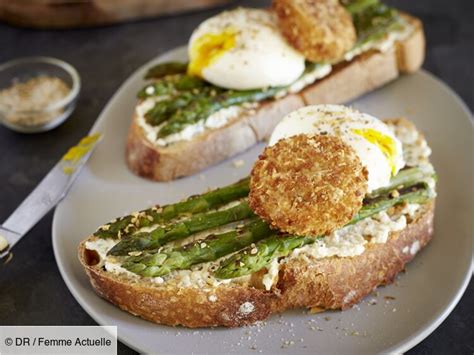 Tartine dasperges grillées et œuf poché rapide découvrez les