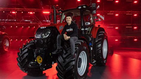 Case IH Rinnova La Partnership Con Aprilia Per Il MotoGPTM 2023