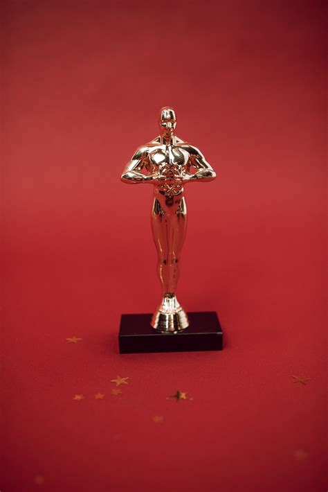 Academy Awards (Oscar) Winning Songs For Movie-Themed Weddings