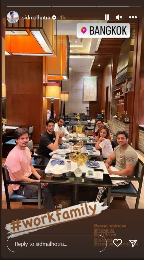 Sidharth Malhotra shares picture with "work family" – ThePrint – ANIFeed