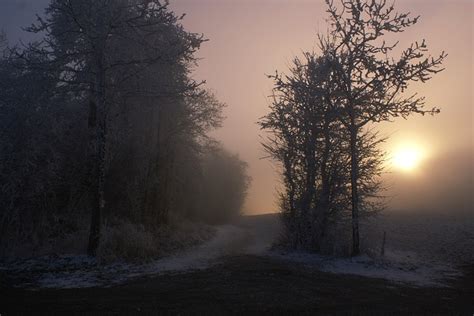 Synoptyk IMGW W nocy ujemne temperatury możliwe oblodzenie dróg